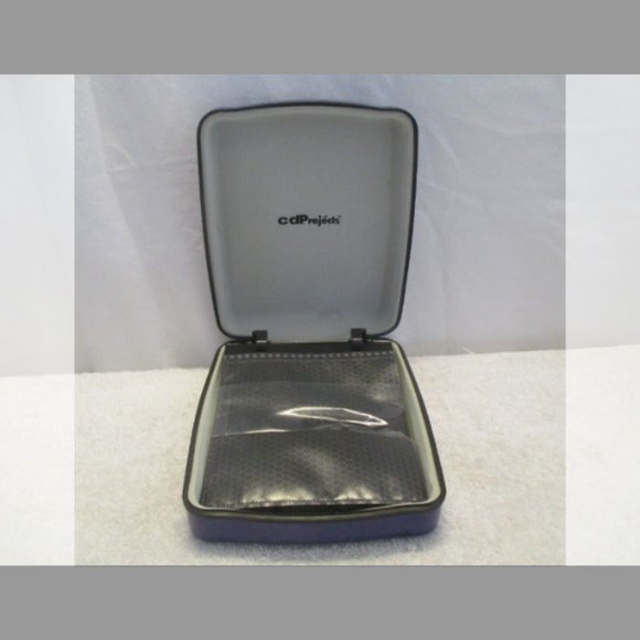 CD Projects Hard Snap Gun Metal Steel Case - 24 Disc Holder - Bubble Sleeves - Picture 4 of 12